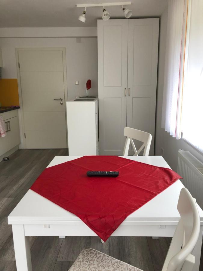 Apartmentvermietung Ingrid Bolkart - Voehlino 2 Illertissen Exterior foto